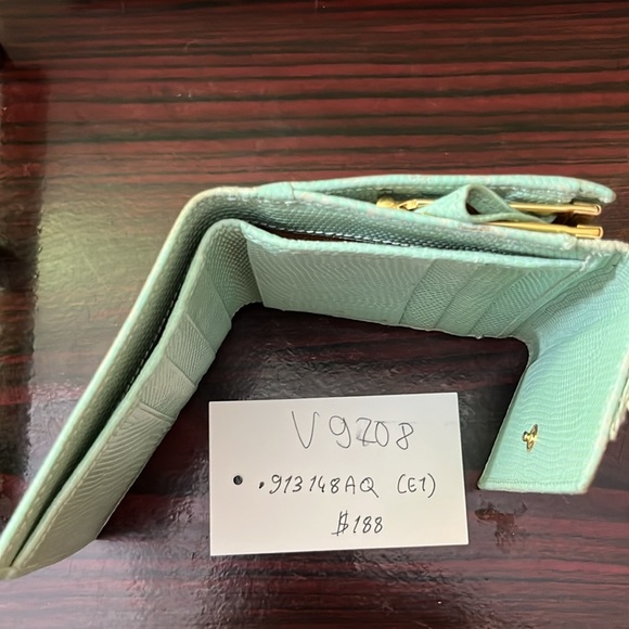 Salvatore Ferragamo Wallet Purse Vera Green Woman Authentic - Picture 12 of 12